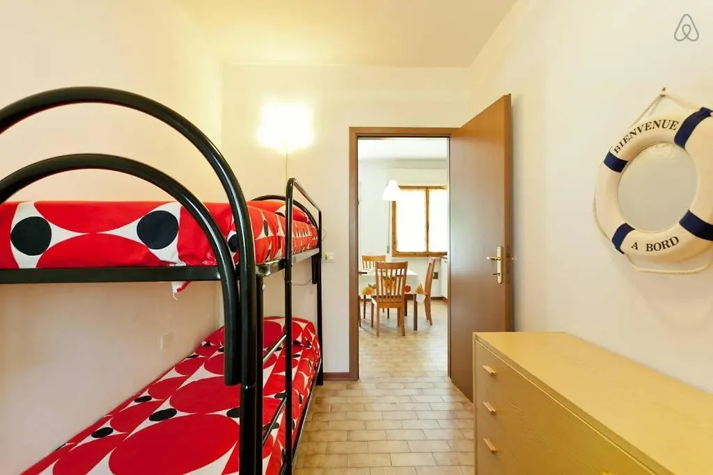 Casa Vacanze Ada Con Giardino Privato Marina di Castagneto Carducci Italy